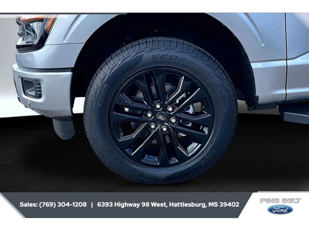 New 2026 Iconic Silver Metallic Ford XLT image 7