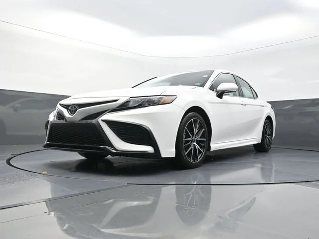 Used 2024 White Toyota SE image 32
