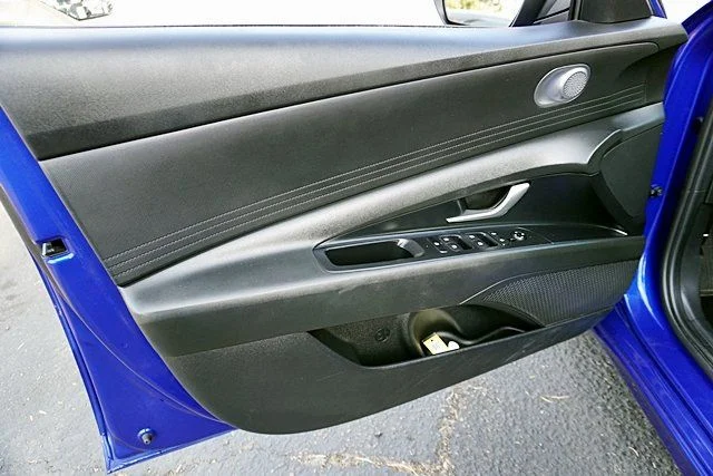 Used 2024 Blue Hyundai SEL image 19