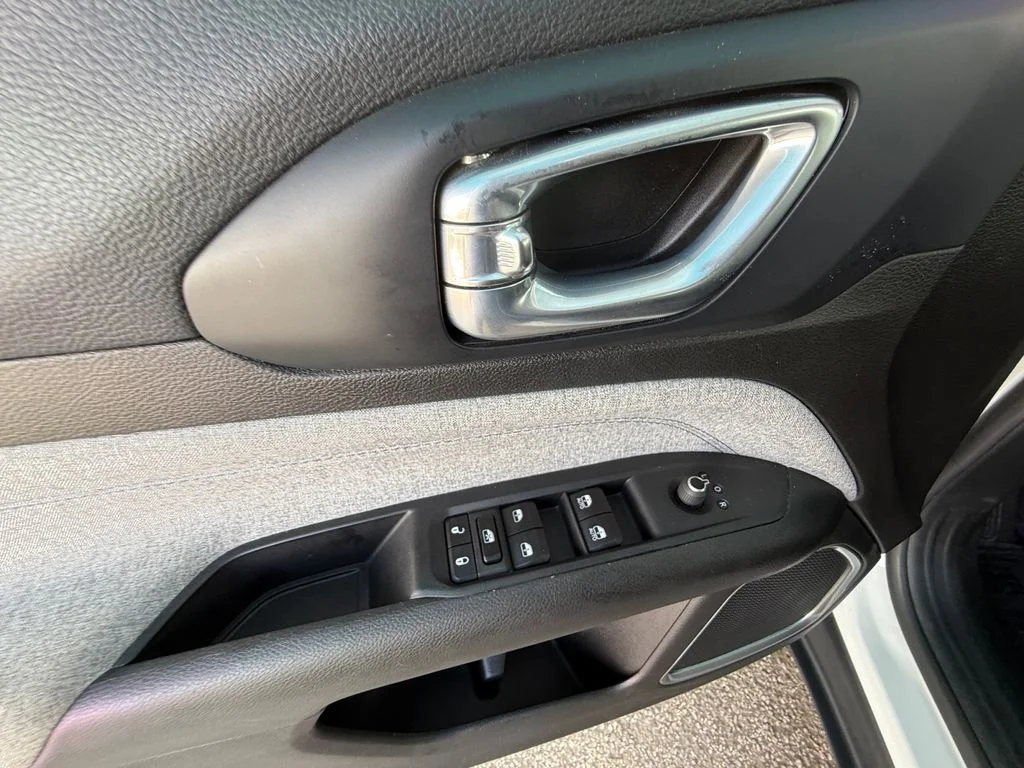 2024 Jeep Compass Latitude - Photo 11