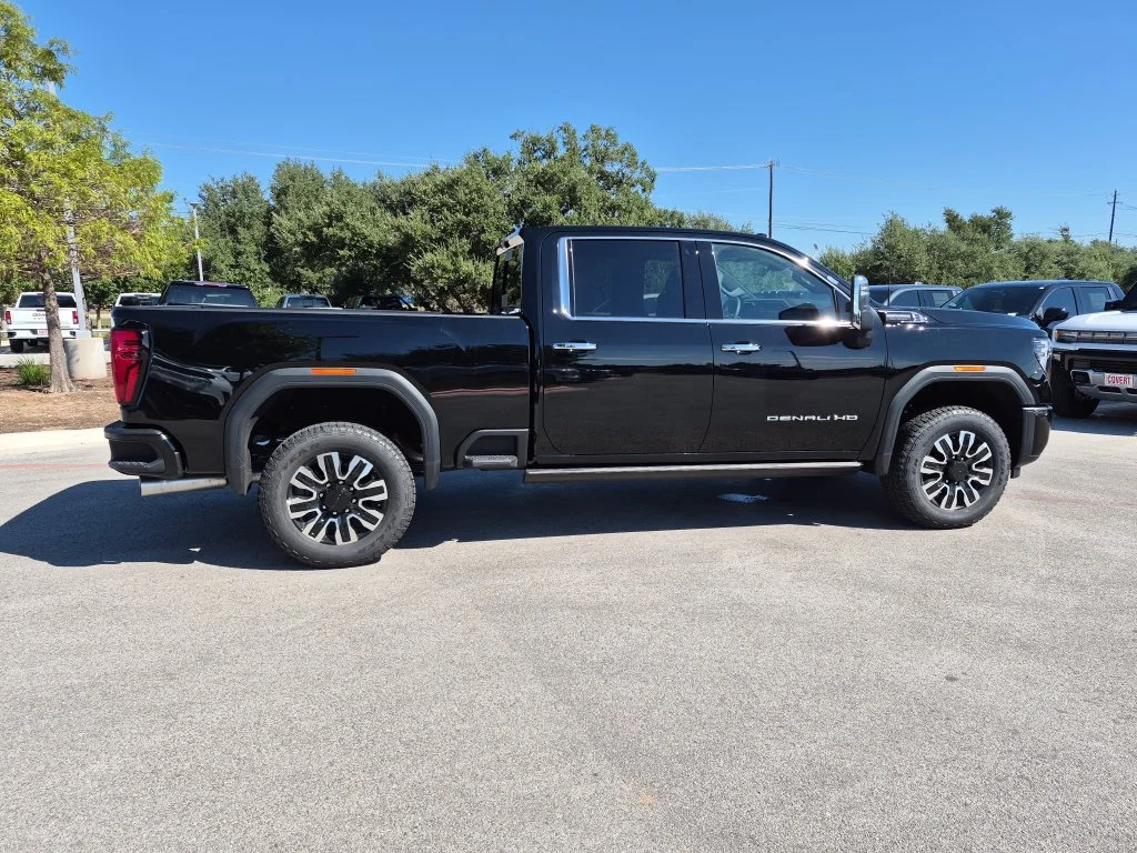 New 2026 GMC Sierra 2500 HD Denali Ultimate, photo 10