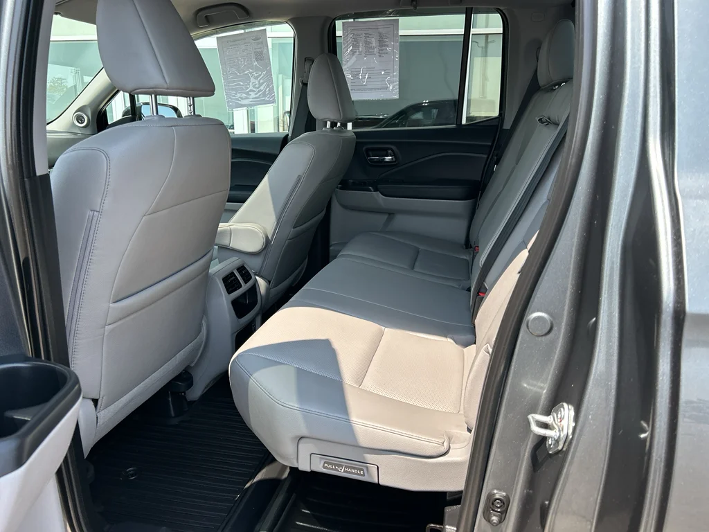 Used 2019 Modern Steel Metallic Honda RTL-E image 20