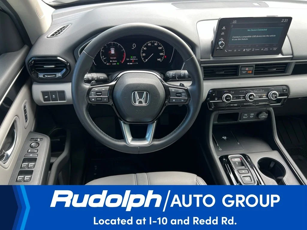 2025 Honda Pilot EX-L - Photo 13