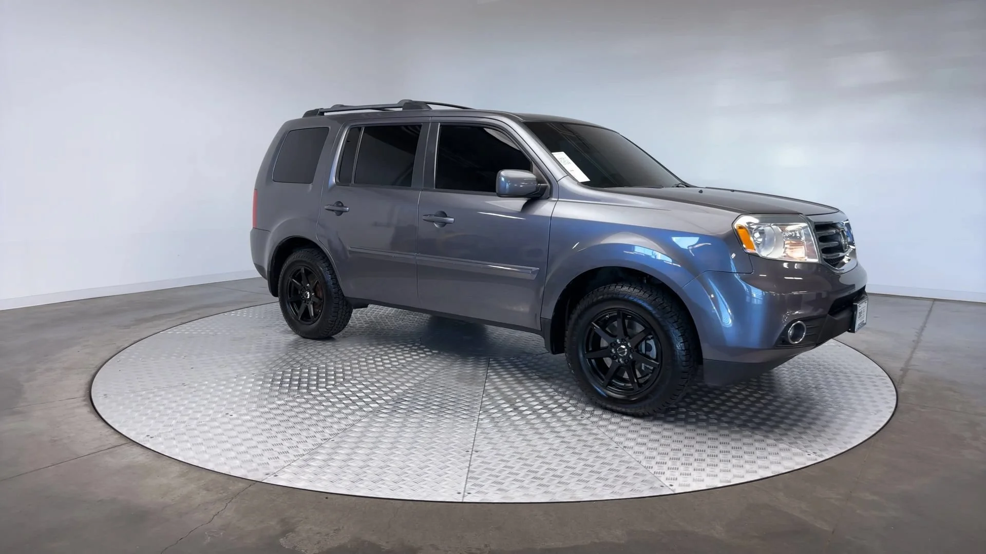 Used 2015 Modern Steel Metallic Honda EX-L image 2