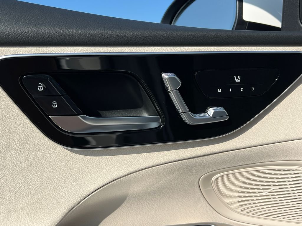New 2026 Polar White Mercedes-Benz C 300 image 12
