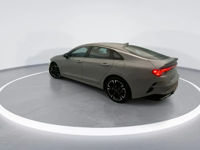 Used 2023 Gray Kia GT-Line image 4