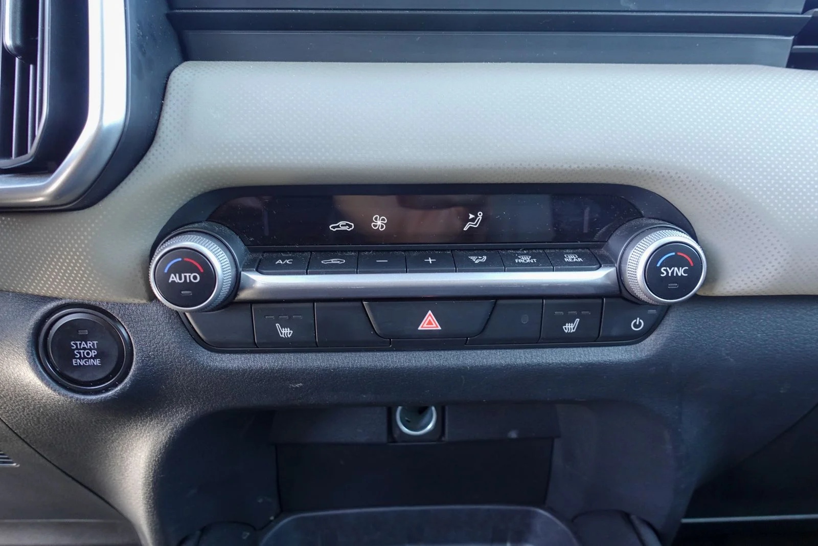 Certified Used 2025 Wind Chill Pearl Mazda 2.5 S Premium Package image 22