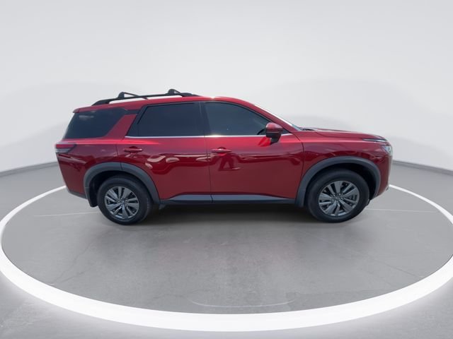 Used 2022 Red Nissan SV image 9