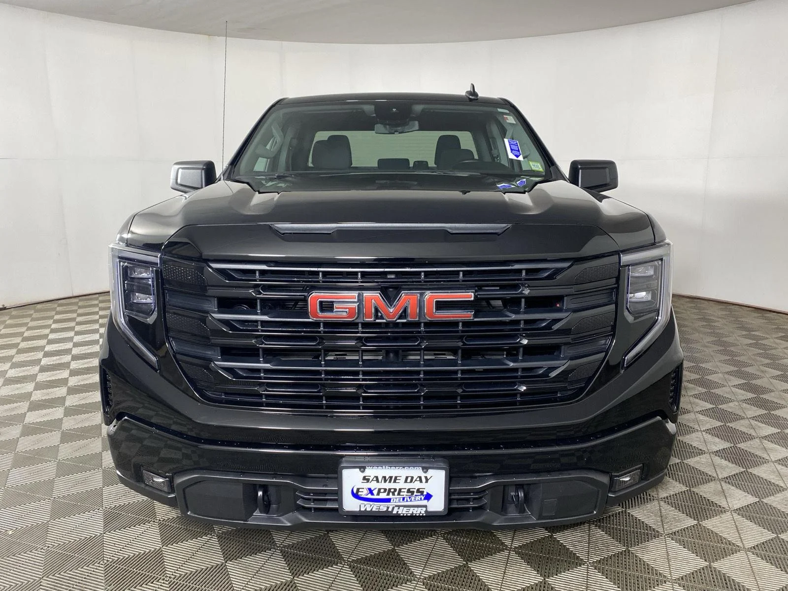 Used 2024 Onyx Black GMC Elevation image 2