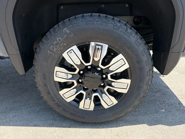 2026 GMC Sierra 2500HD Denali - Photo 26