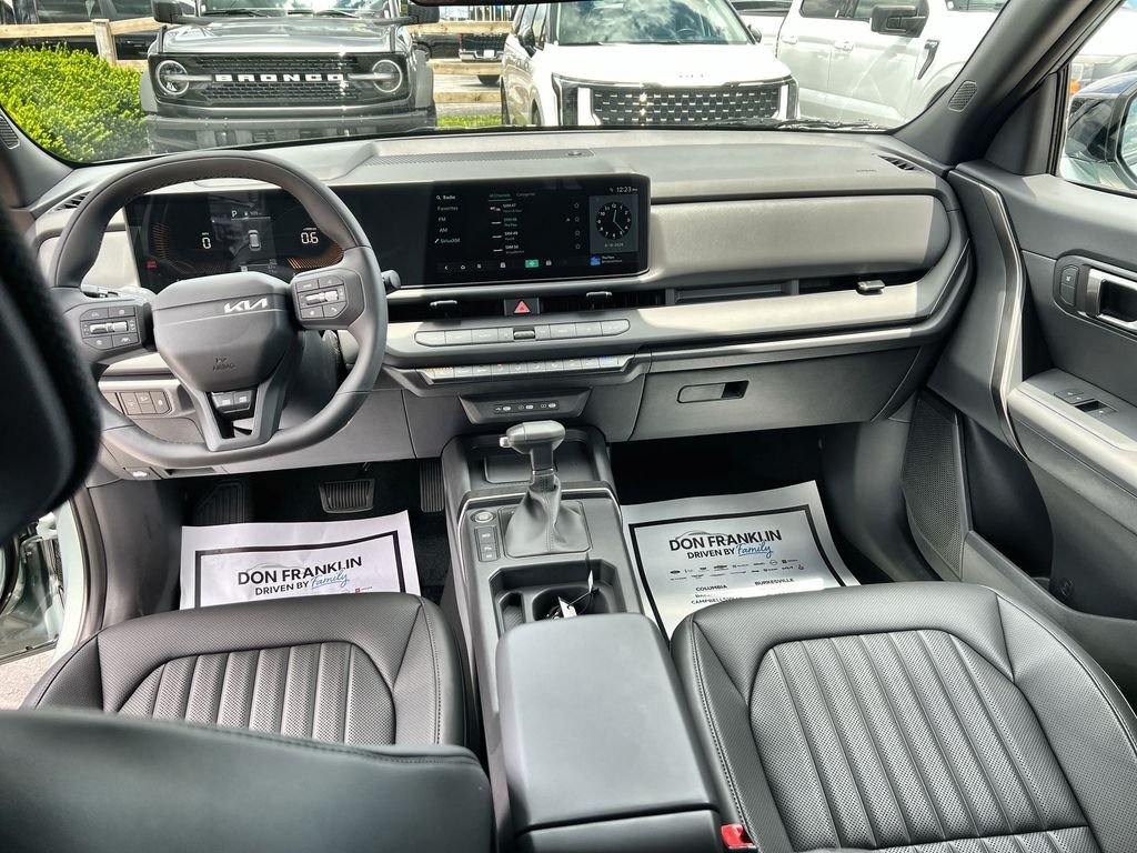 New 2027 Green Kia X-Line image 20