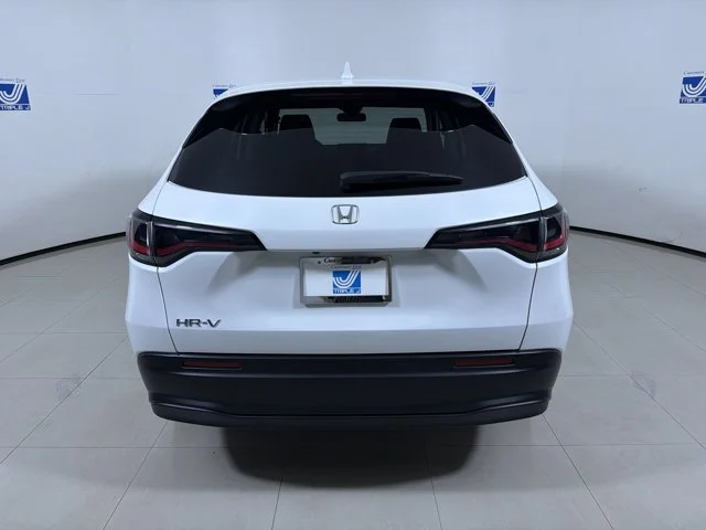 New 2027 PLATINUM WHITE Honda LX image 4