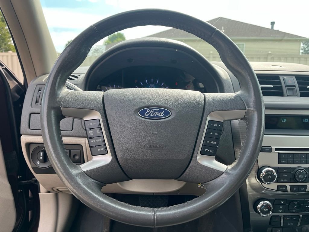 Used 2012 Red Ford SEL image 31