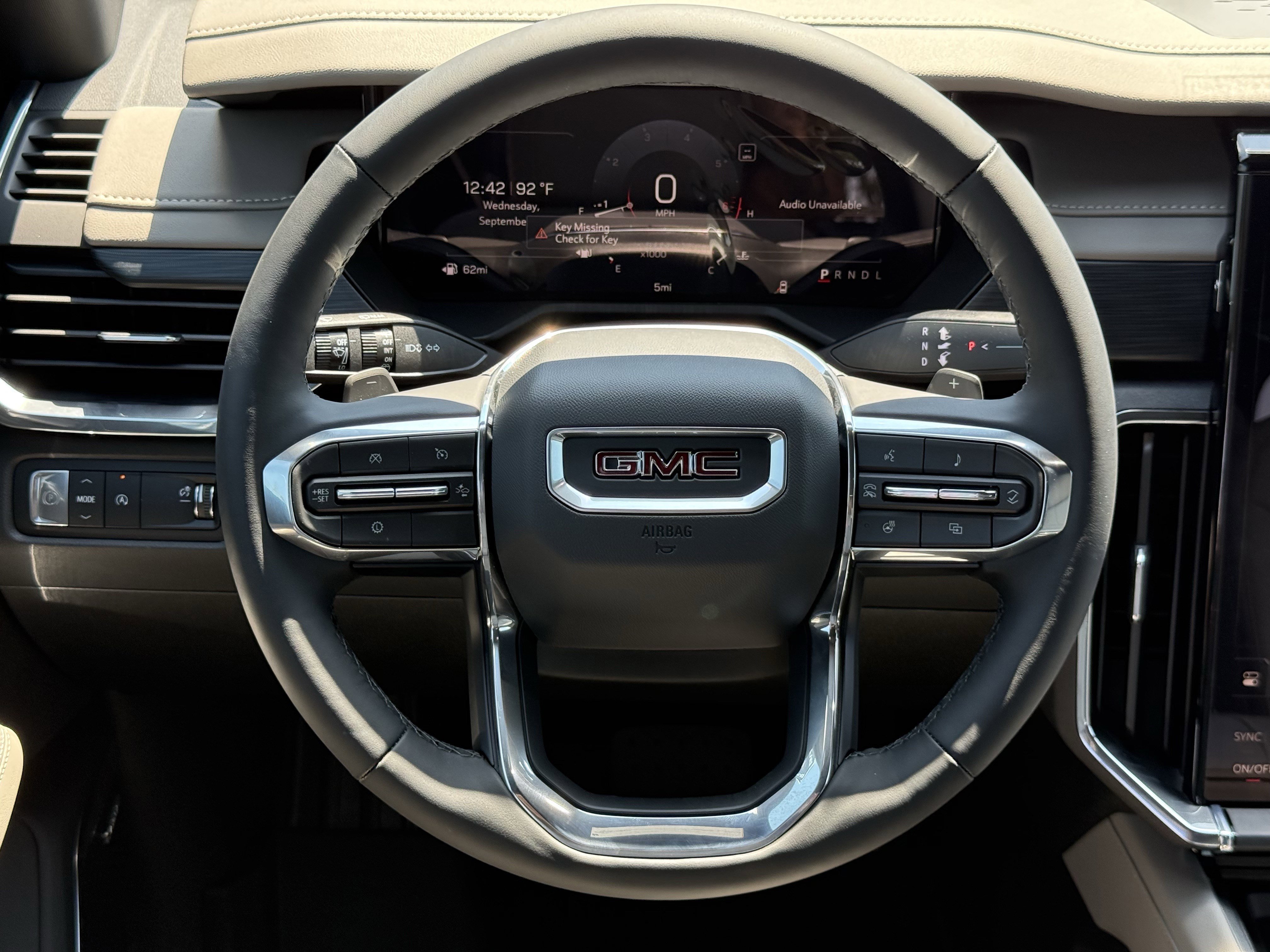 2026 GMC Acadia Elevation - Photo 11