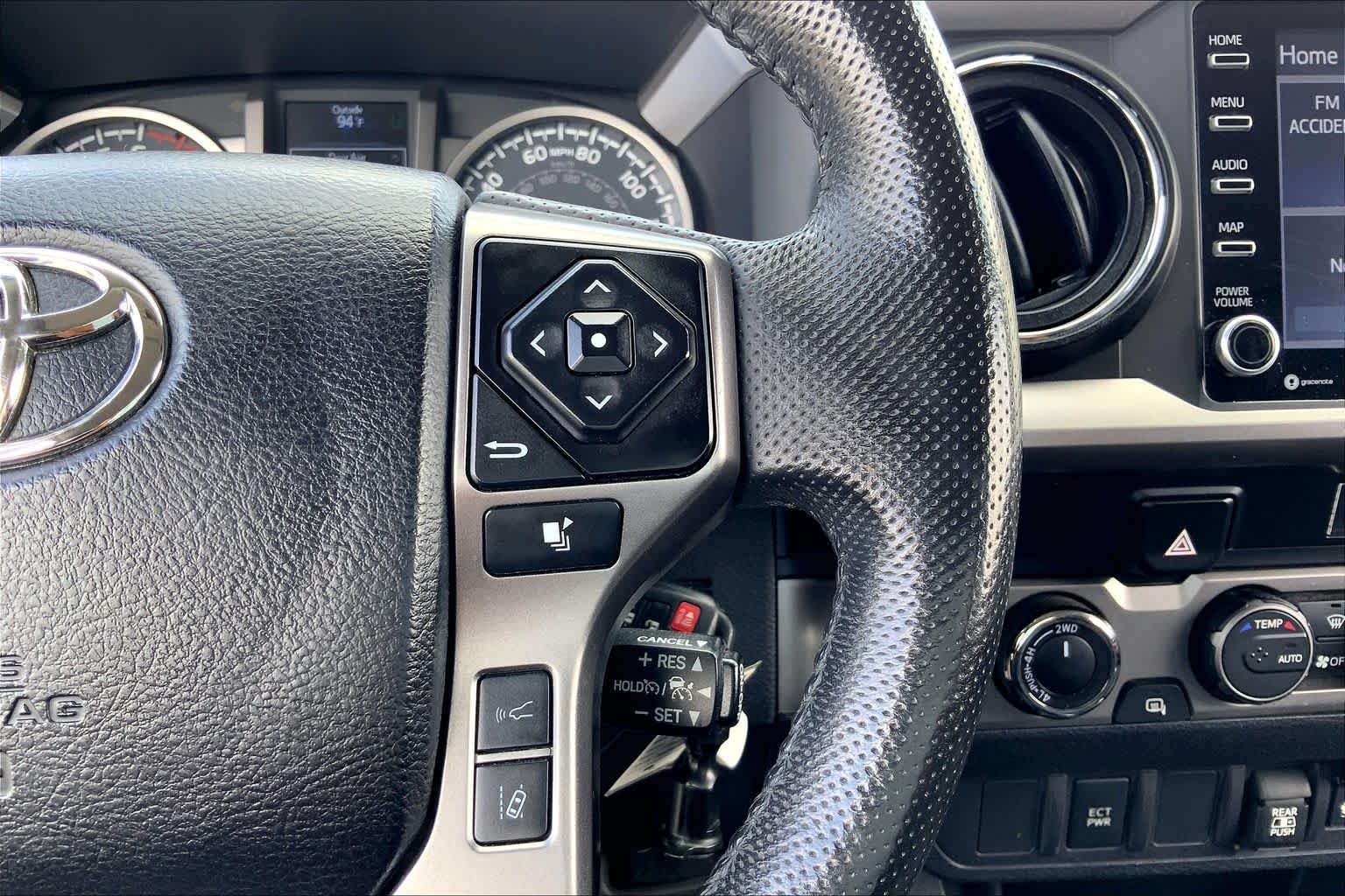 Used 2022 White Toyota SR5 image 24