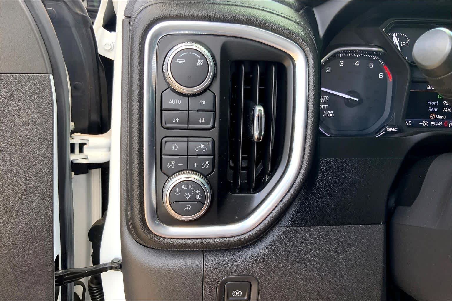 Used 2019 SUMMIT WHITE GMC SLT image 33