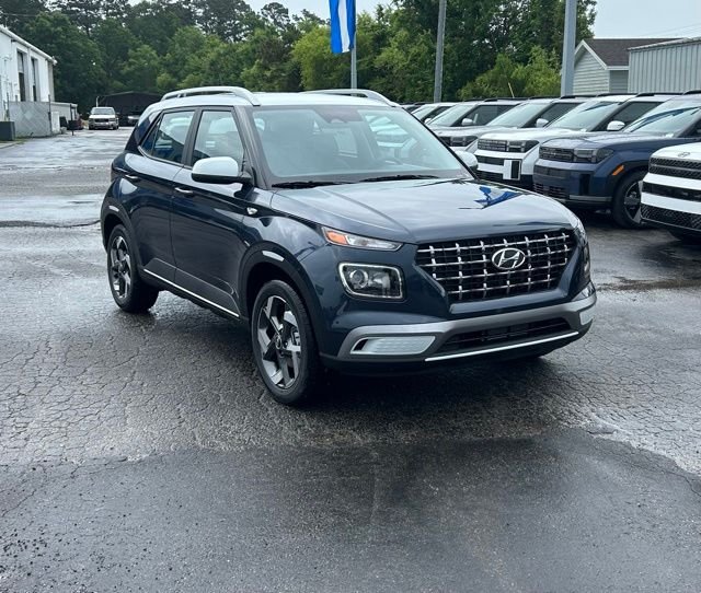 2026 Hyundai Venue SEL w/ 2-Tone Roof IVT's photo
