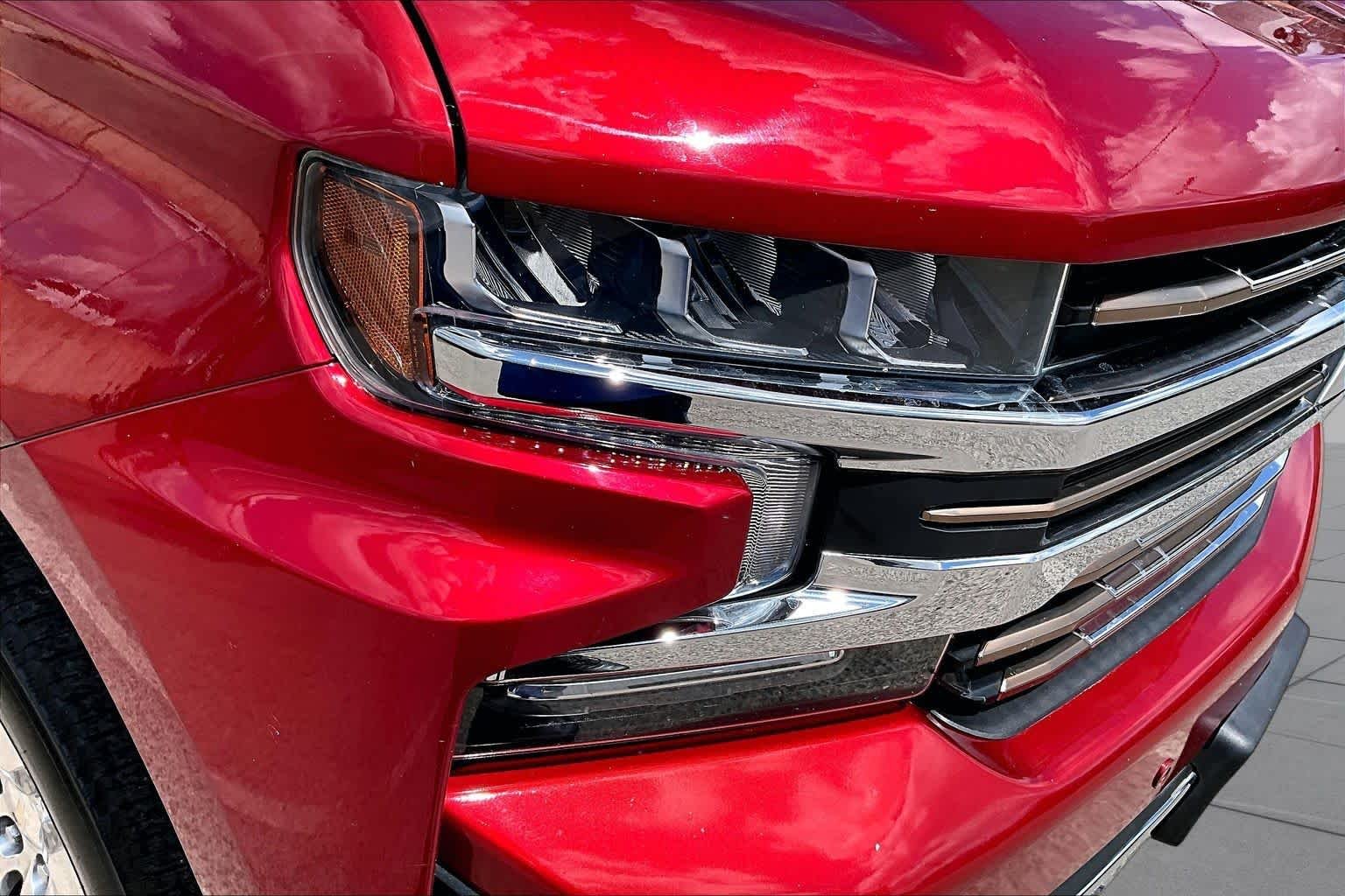 Used 2021 Cherry Red Tintcoat Chevrolet High Country image 28