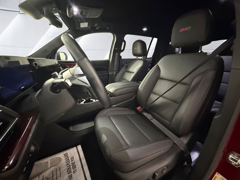 Used 2024 Red Chevrolet Z71 image 8