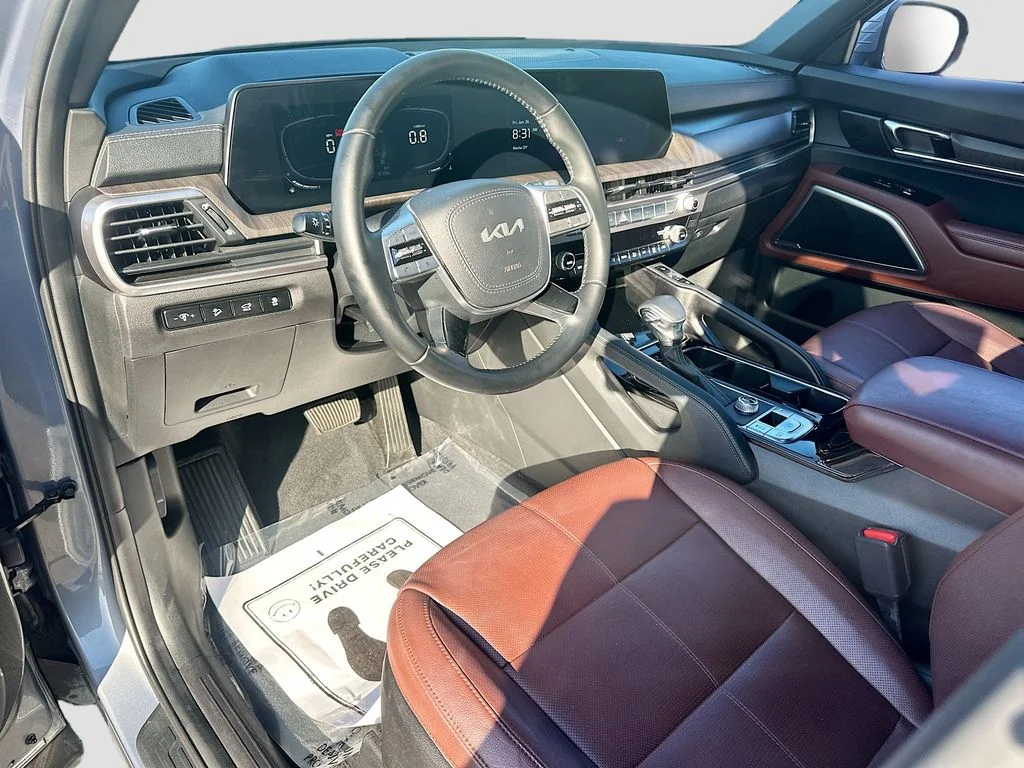 Certified Used 2024 Silver Kia EX image 9