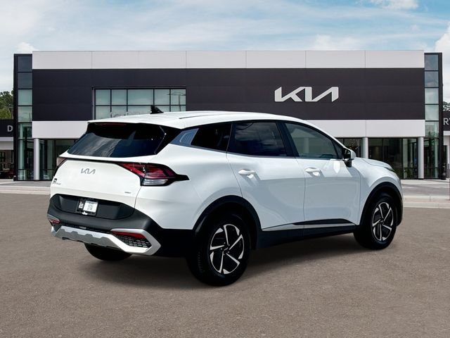 Used 2025 White Kia LX image 8
