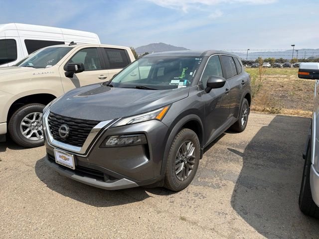 Used 2023 Gray Nissan S image 1