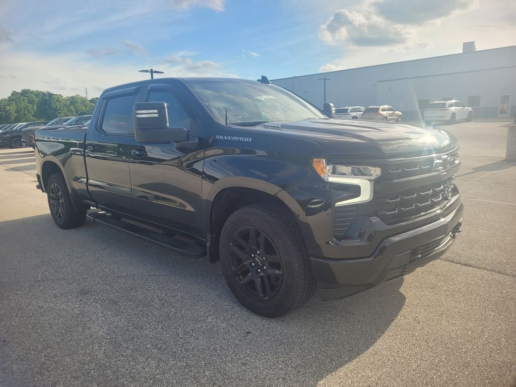Used 2022 Black Chevrolet RST image 2