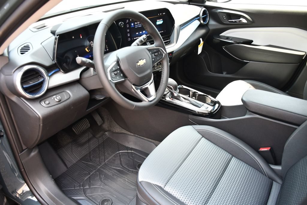 2026 Chevrolet Trax LT - Photo 23