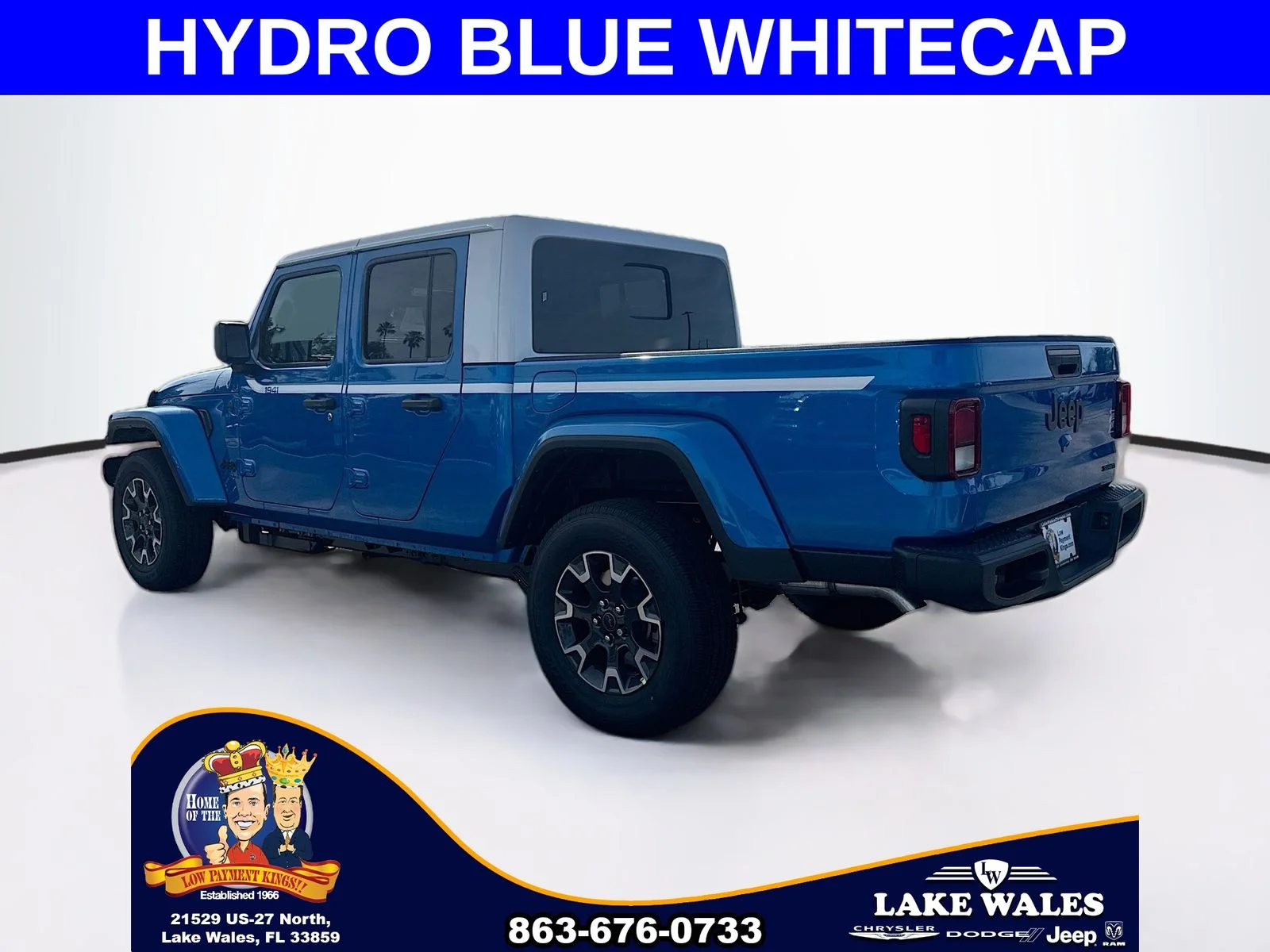 New 2026 Hydro Blue Pearl-Coat Exterior Paint Jeep  image 4