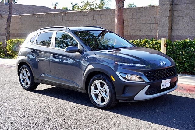 Used 2023 Gray Hyundai SEL image 5