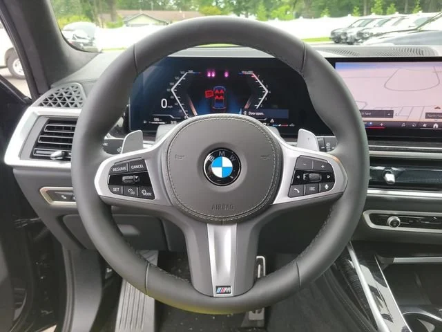 New 2027 Carbon Black Metallic BMW xDrive40i image 33