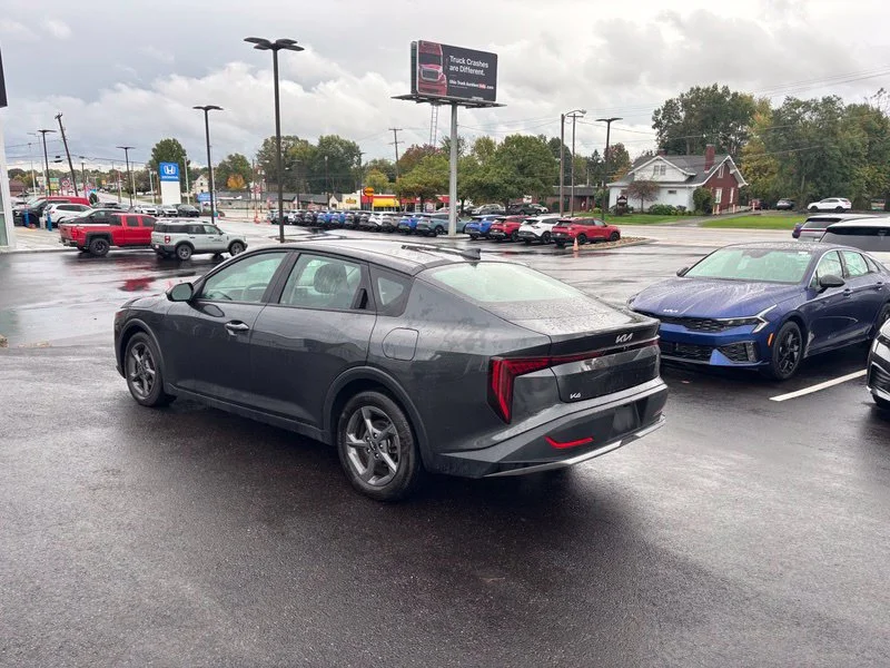 Used 2025 Gray Kia LXS image 6