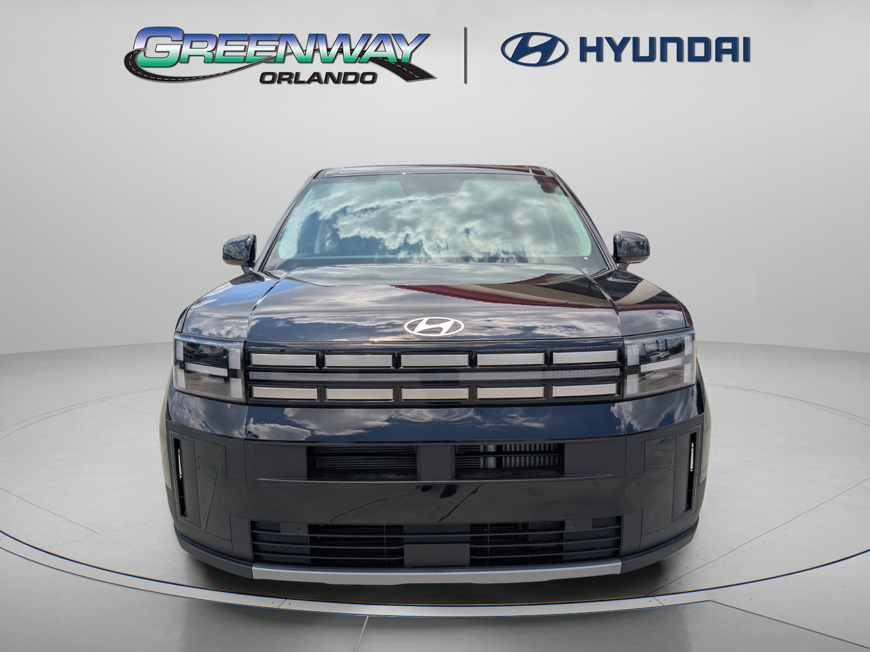 New 2026 Phantom Black Hyundai SE image 3