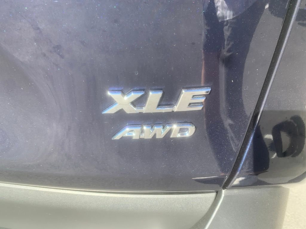 Used 2025 Blueprint Toyota XLE Premium image 6