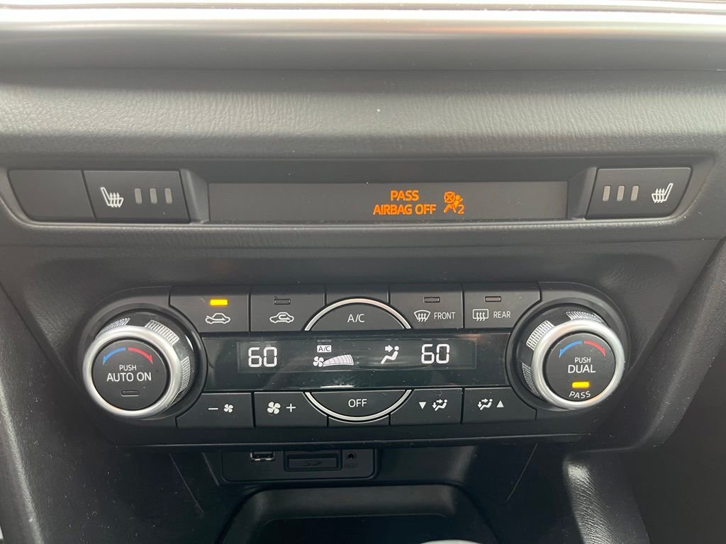 Used 2018 Blue Mazda Touring image 15