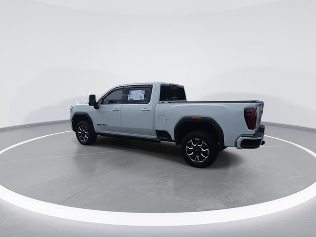 Used 2024 White GMC AT4 image 6