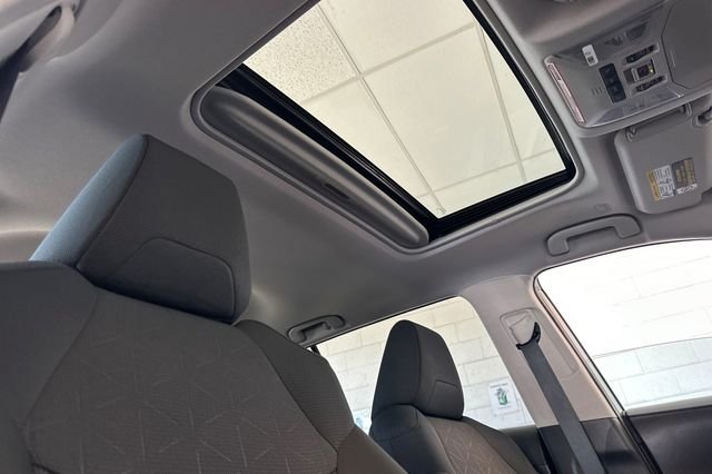 Certified Used 2023  Toyota XLE image 21