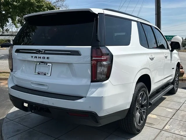 Used 2021 White Chevrolet Z71 image 3