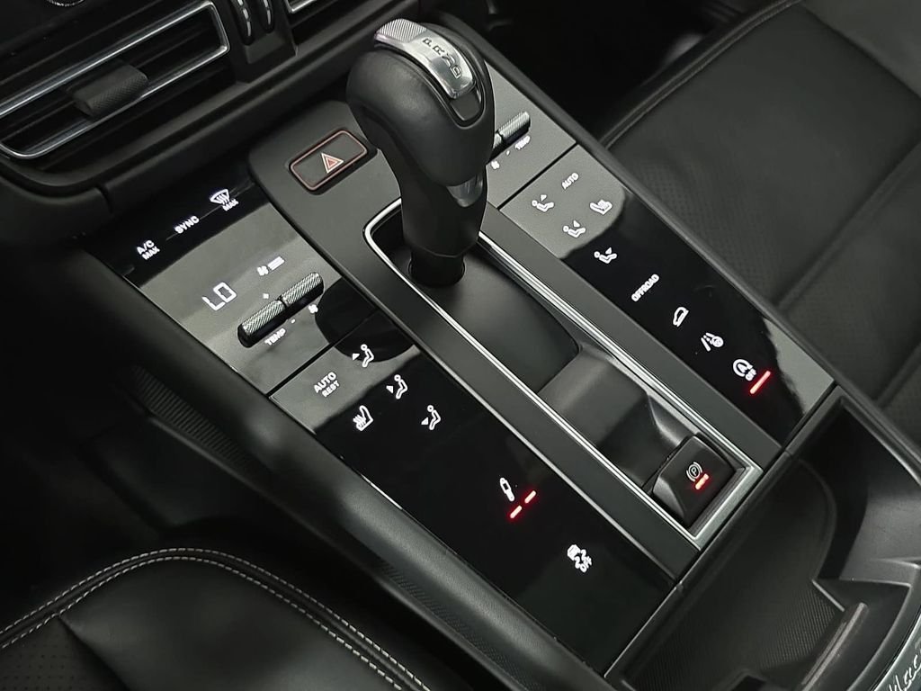 Certified Used 2023  Porsche T image 20