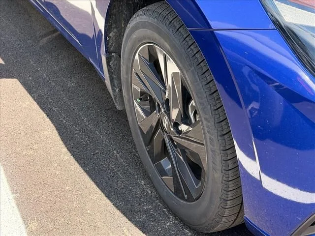 Used 2023 Blue Hyundai Blue image 9