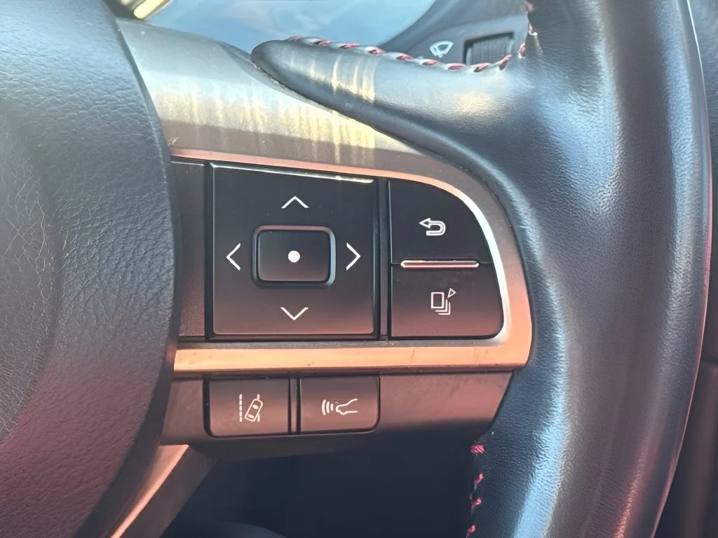 Used 2021 White Lexus 460 Luxury image 18