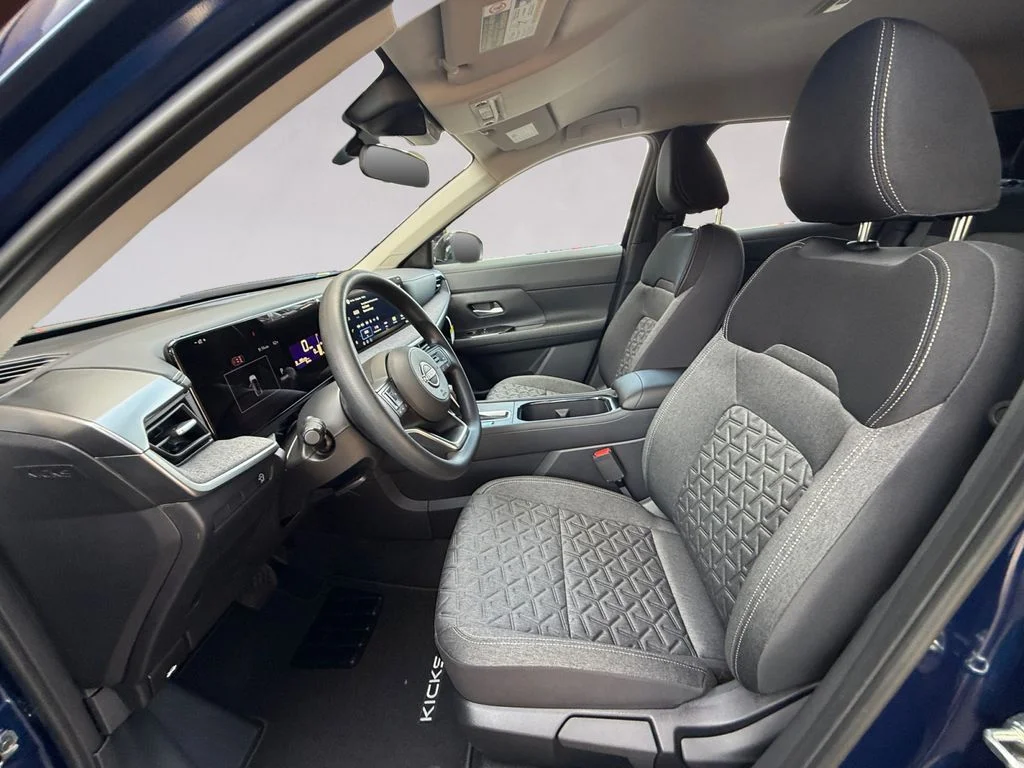 New 2027 Blue Nissan SV image 10