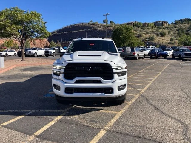 New 2026 Bright White Clear-Coat Exterior Paint RAM Laramie image 3