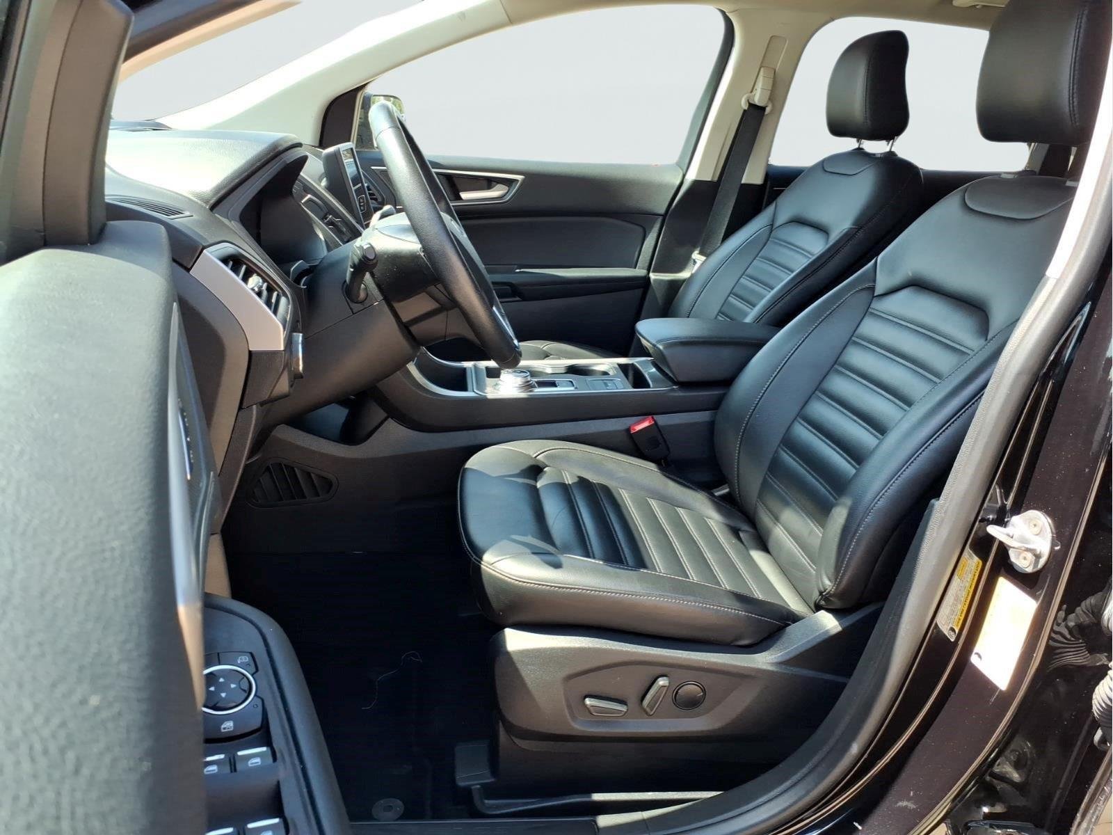 Used 2024 Agate Black Ford SEL image 17