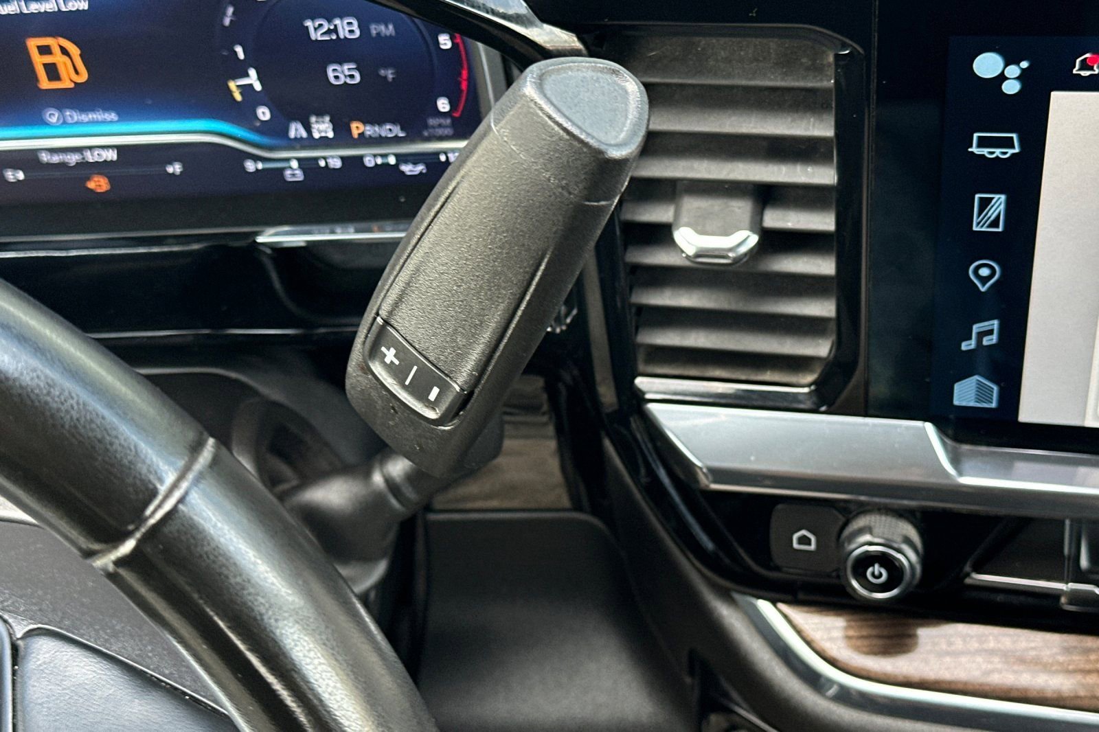 2024 Chevrolet Silverado 3500HD LT - Photo 28