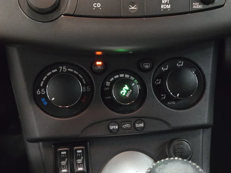 Used 2007  Mitsubishi GT image 18