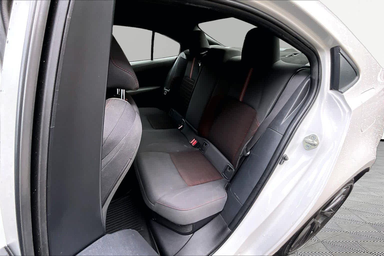 Used 2024 Ice Cap Toyota Hybrid SE image 21