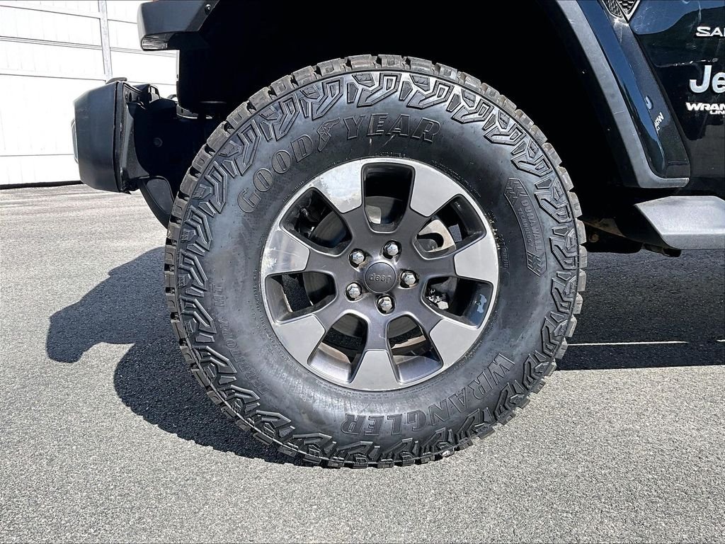 Used 2020 Black Clearcoat Jeep Unlimited Sahara image 7