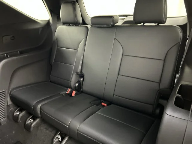 New 2027 Summit White Chevrolet LT image 27