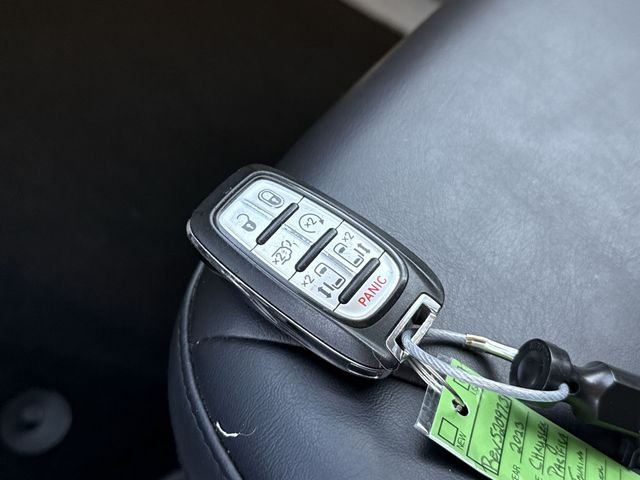 Used 2023 Silver Chrysler Touring L image 26
